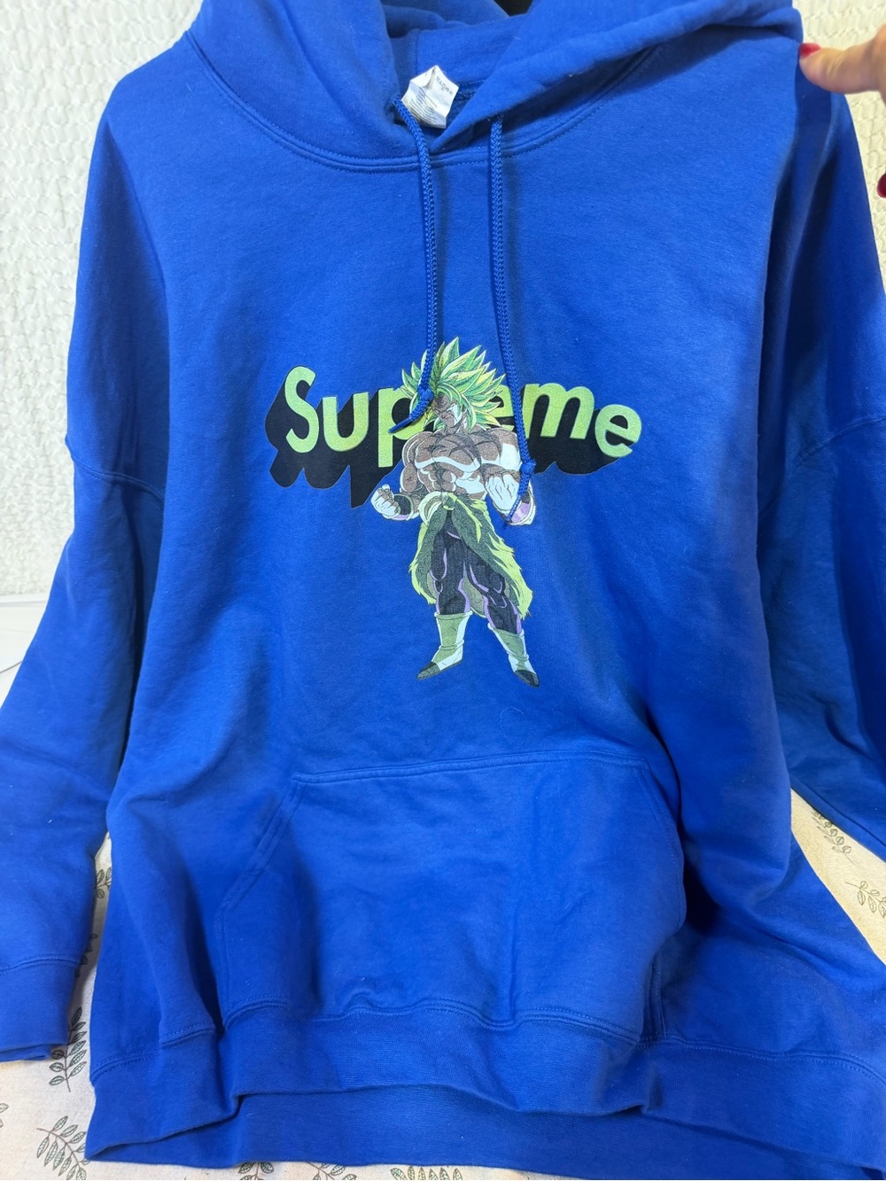 Men’s supreme 3xl hoodie Subcategory Identification